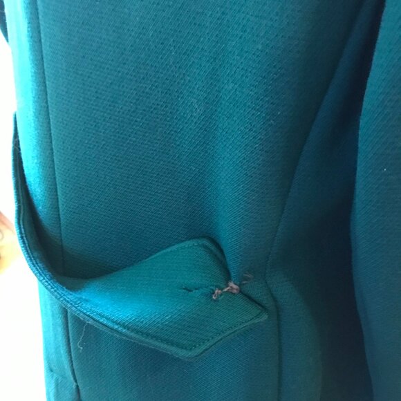 Vintage 1970's 100% wool emerald green coat - Picture 4 of 16